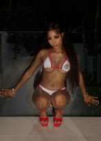 Sexy Ella