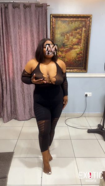 Mirabel momo, escort in Port Harcourt, Nigeria (photo 2)
