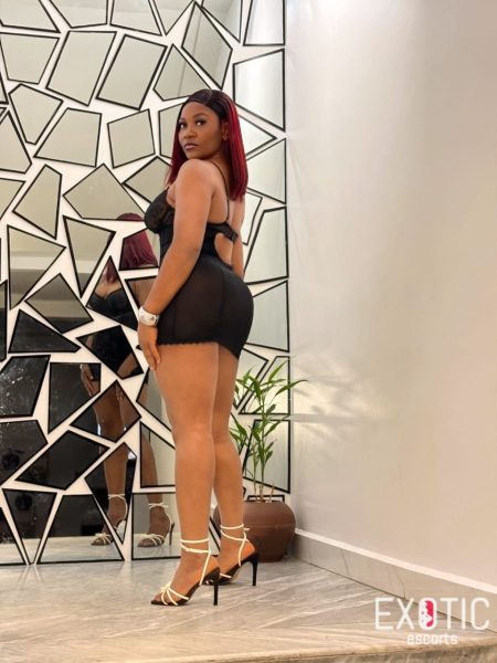 Lexi, escort in Wuye, Nigeria (photo 2)