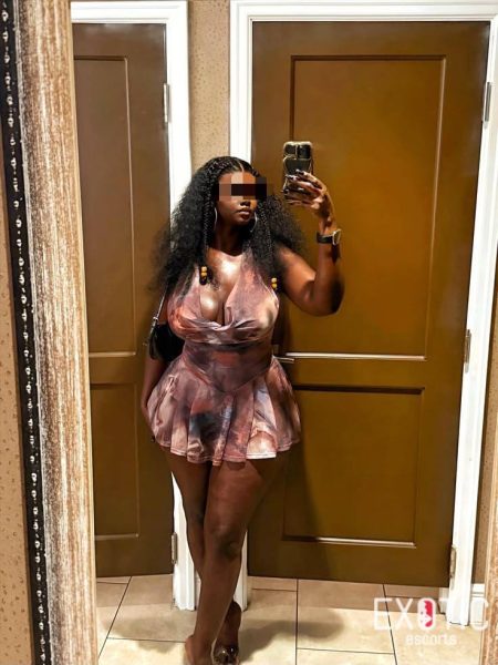 Rita, escort in Lekki, Nigeria (photo 2)